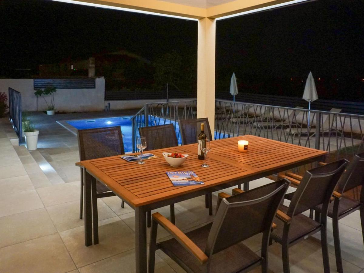PUY Holiday Home Villa Dora By Interhome מראה חיצוני תמונה